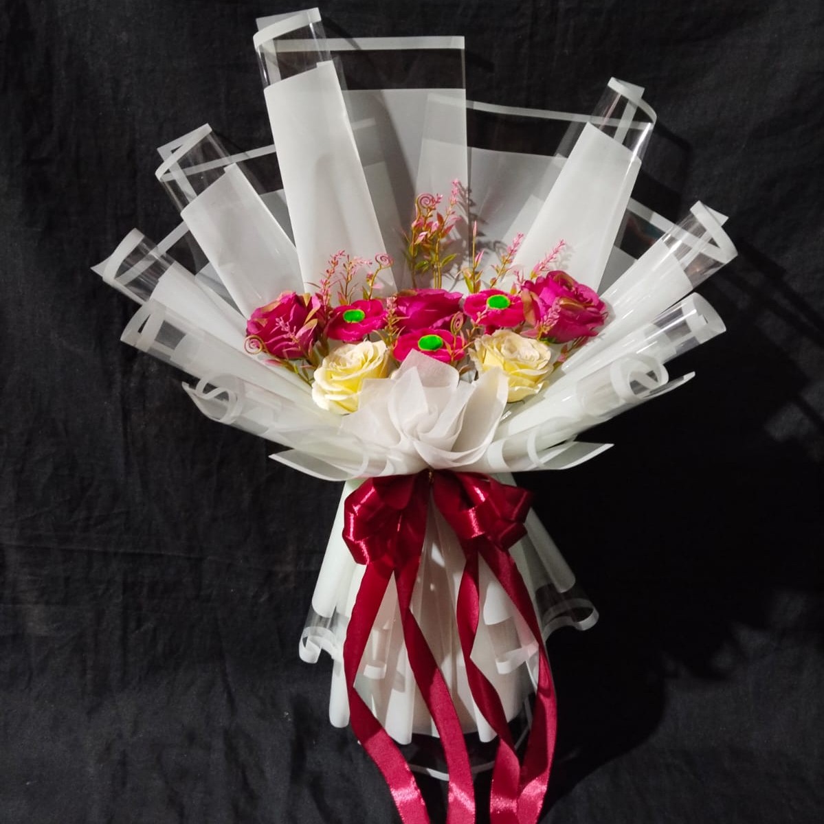 Buket Artificial Mahkota Florist Bogor 1