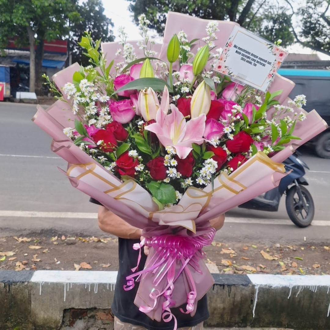 Buket Mawar Segar Mahkota Florist Bogor 4